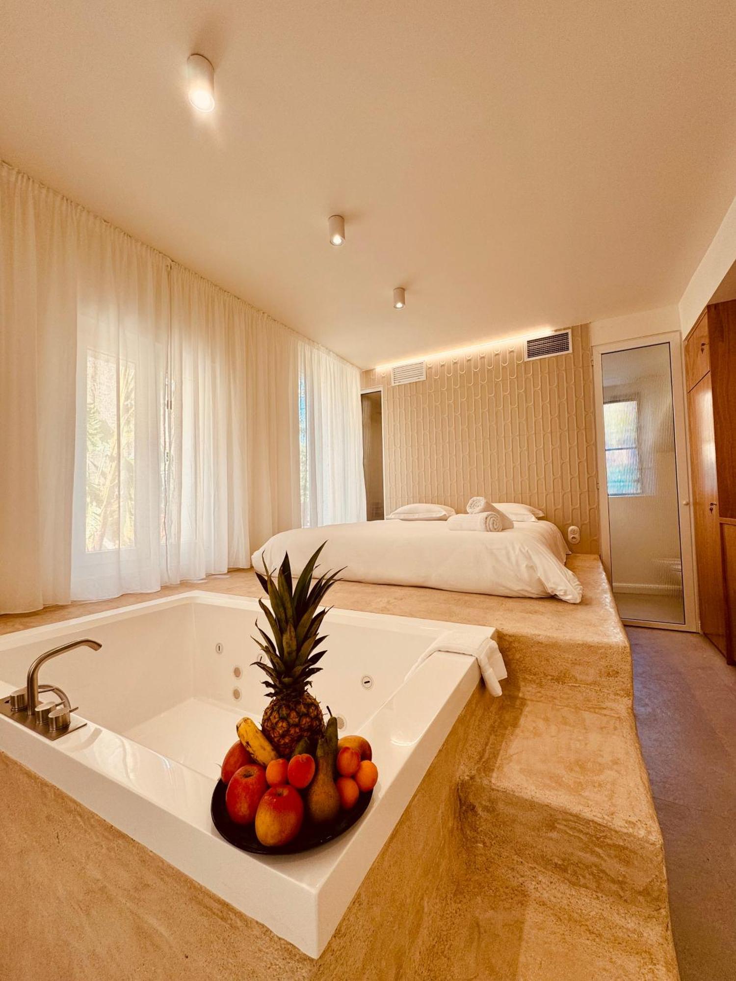Maison Lyo Suite Luxe Канны Экстерьер фото